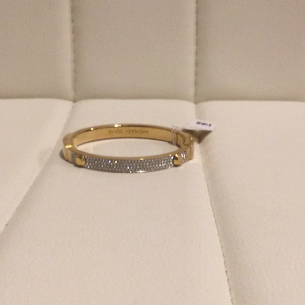 NWT Michael Kors Gold Tone Pave Bracelet - Picture 7 of 16